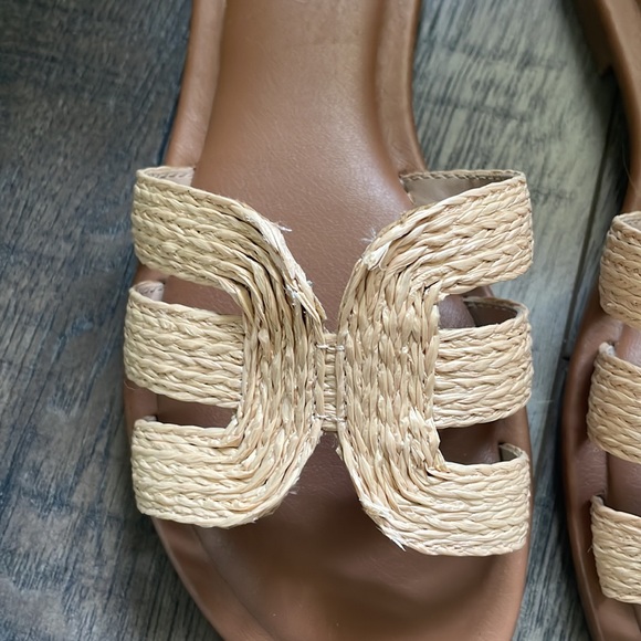 Raffia Slide Sandals - Picture 2 of 13